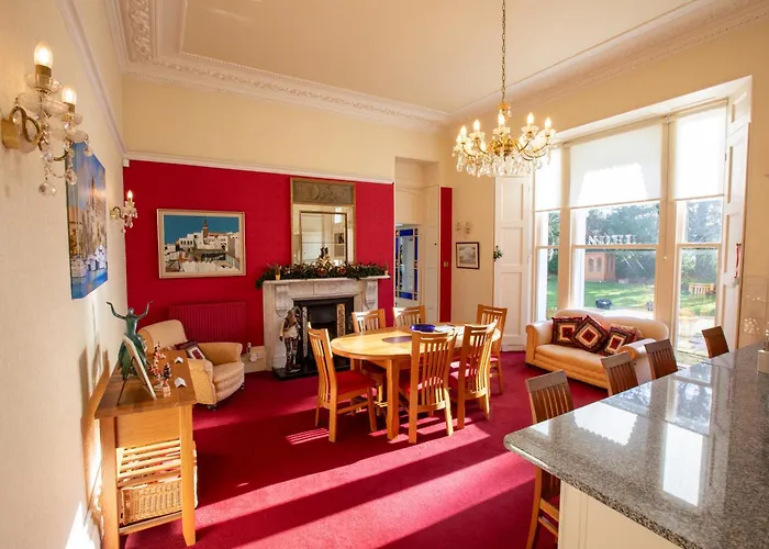 Stunning Apartment In Victorian Villa With Garden