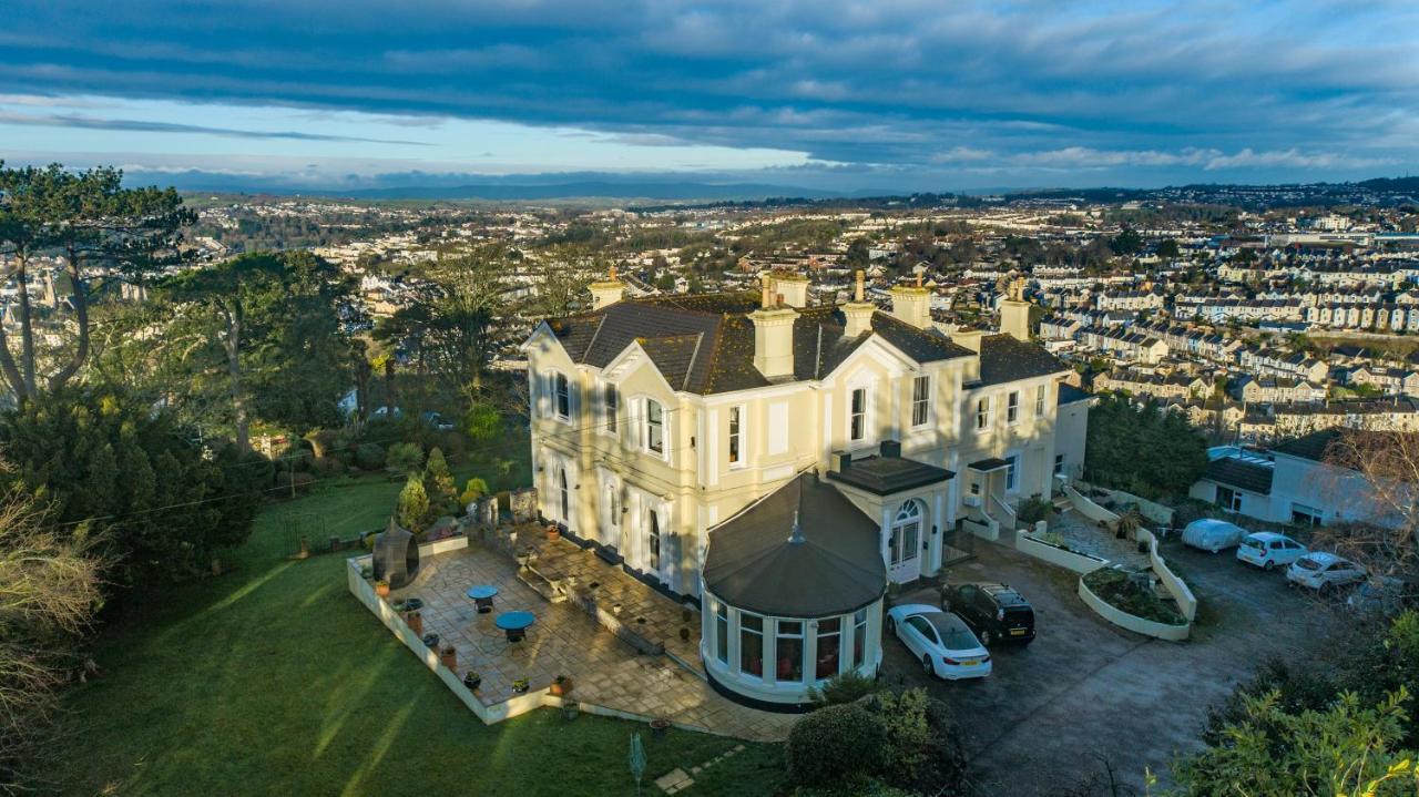 Stunning In Victorian With Garden Apartment Torquay